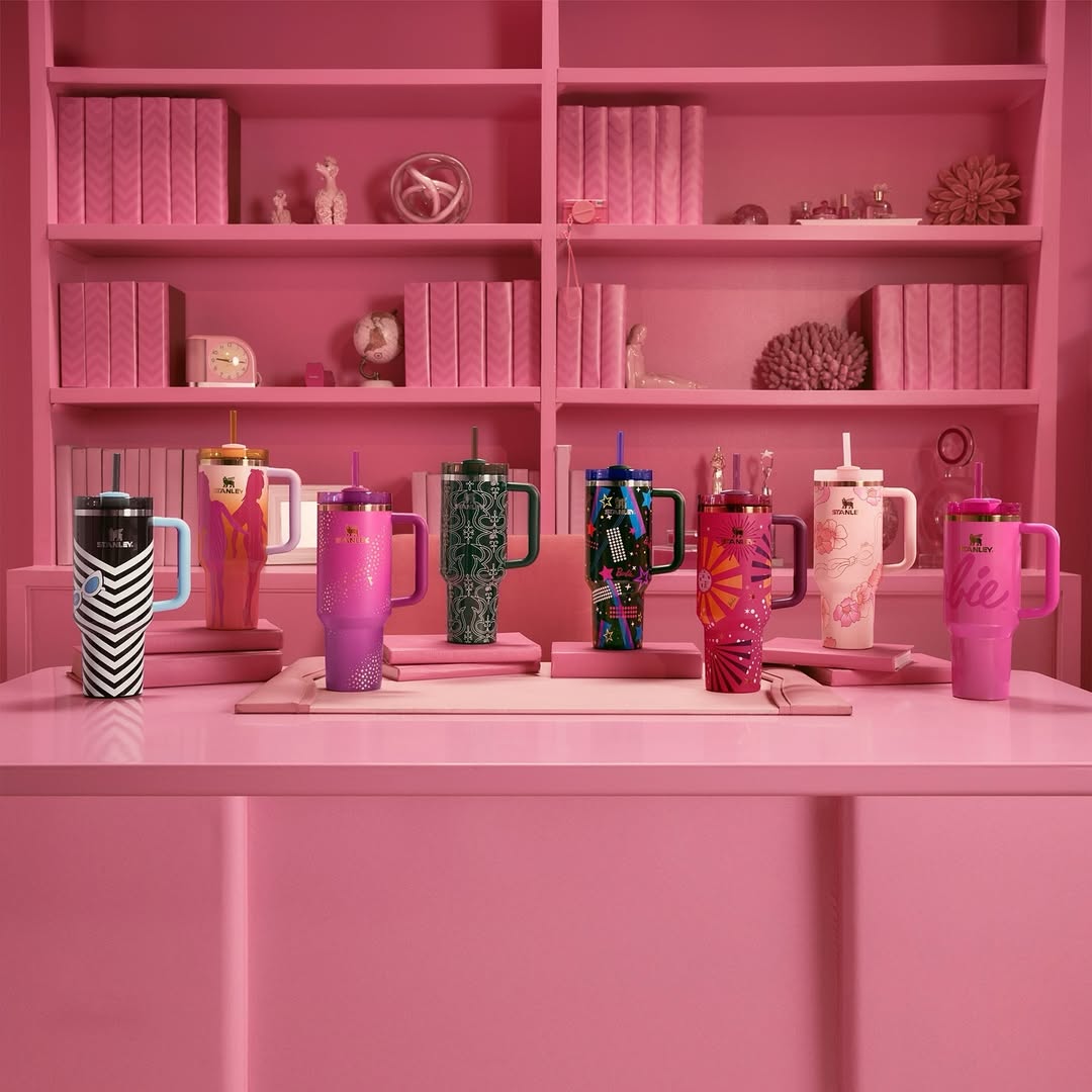 Stanley x Barbie Series 40 oz PINK BARBIE